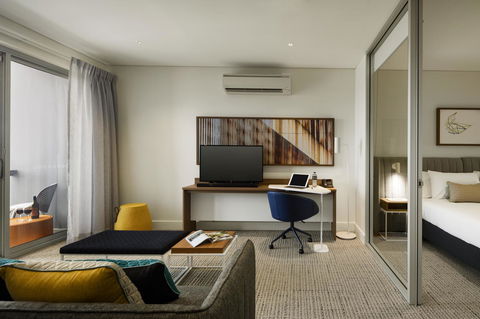 Quest Port Adelaide - Melbourne 4u 4