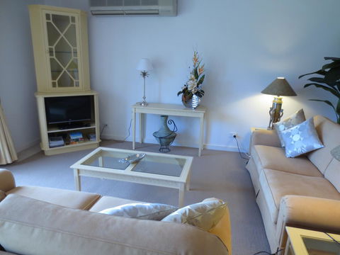 Lights Landing Apartments - Accommodation Melbourne 6