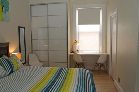 Smugglers Inn Studio Apartments - Melbourne 4u 18