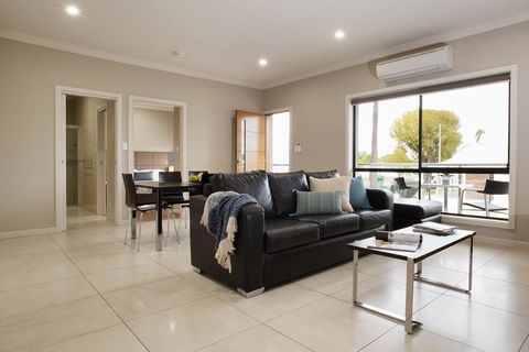 Renmark Holiday Apartments - Accommodation Melbourne 1