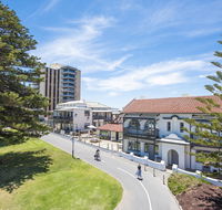 Seawall Apartments - Accommodation Melbourne