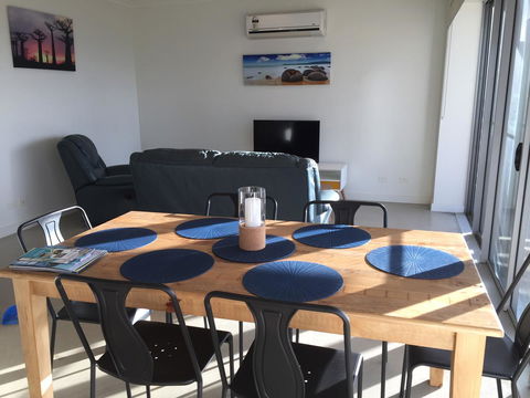 Penneshaw Oceanview Apartments - Accommodation Melbourne 13