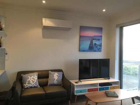 Penneshaw Oceanview Apartments - Accommodation Melbourne 7