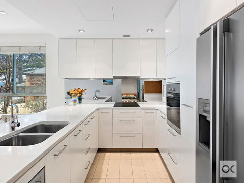 Breeze Beachfront Apartment - Melbourne 4u 39
