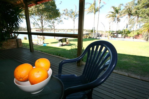 Lake Edge Apartments - Accommodation Melbourne 16