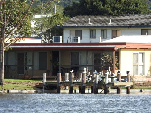Lake Edge Apartments - Accommodation Melbourne 28