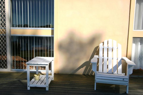 Lake Edge Apartments - Accommodation Melbourne 8