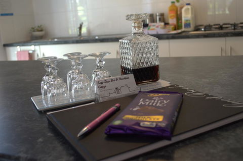 Lazy Days Cottage - Victor Harbor - Melbourne 4u 26