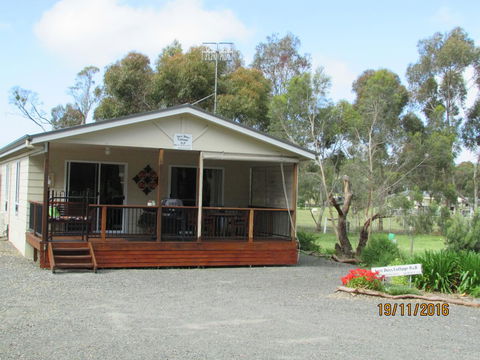 Lazy Days Cottage - Victor Harbor - Melbourne 4u 12