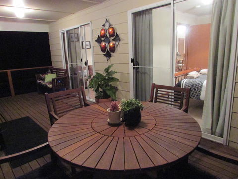Lazy Days Cottage - Victor Harbor - Melbourne 4u 24