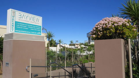 Bayview Beachfront Apartments, In Town Right On The Beach - Accommodation Melbourne 16