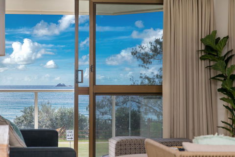 Bayview Beachfront Apartments, In Town Right On The Beach - Accommodation Melbourne 29
