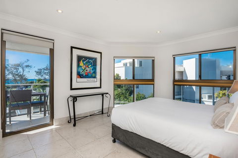 Bayview Beachfront Apartments, In Town Right On The Beach - Accommodation Melbourne 37