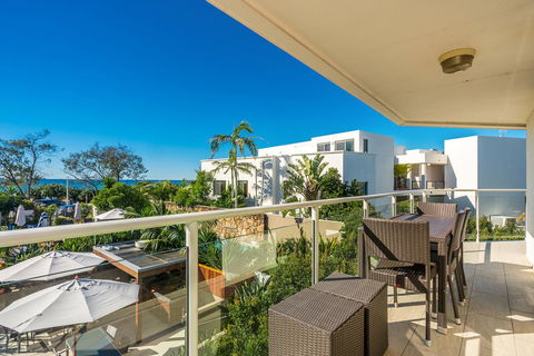 Bayview Beachfront Apartments, In Town Right On The Beach - Accommodation Melbourne 21