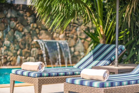 Bayview Beachfront Apartments, In Town Right On The Beach - Accommodation Melbourne 4