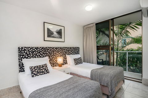 Bayview Beachfront Apartments, In Town Right On The Beach - Accommodation Melbourne 39