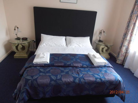 Esplanade Apartments At West Beach - Accommodation Melbourne 11