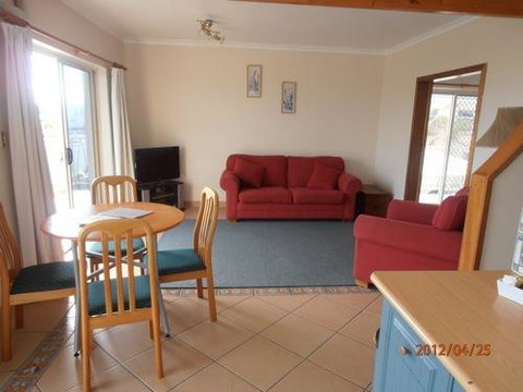 Esplanade Apartments At West Beach - Accommodation Melbourne 8