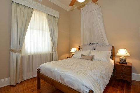 Trafalgar Premium Vintage Suites - Accommodation Melbourne 7
