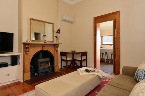 Trafalgar Premium Vintage Suites - Accommodation Melbourne 18