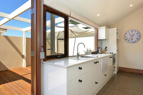 Trafalgar Premium Vintage Suites - Accommodation Melbourne 12