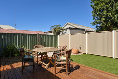 Trafalgar Premium Vintage Suites - Accommodation Melbourne 11