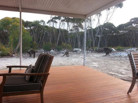 The Island House - Accommodation Melbourne 1