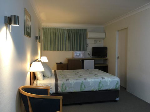 Ten Dollar Town Motel - Accommodation Melbourne 30