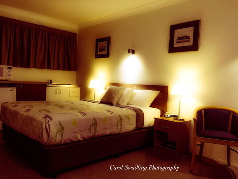 Ten Dollar Town Motel - Accommodation Melbourne 4