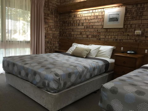 Ten Dollar Town Motel - Accommodation Melbourne 32