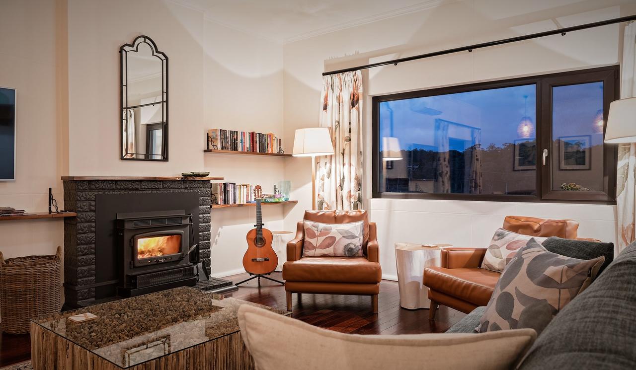 Crafers SA Accommodation Melbourne