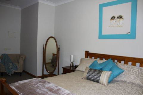 Owl Place In Hahndorf - Melbourne 4u 9