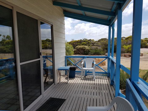 Marion Bay Holiday Villas - Melbourne 4u 7