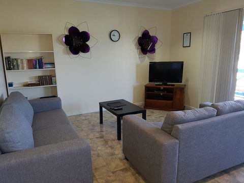 Marion Bay Holiday Villas - Melbourne 4u 11