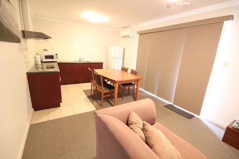 Port Vincent Motel & Apartments - Accommodation Melbourne 4