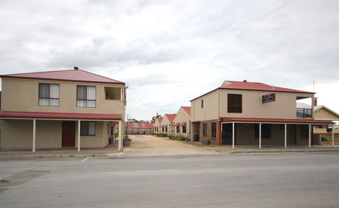 Port Vincent Motel & Apartments - Accommodation Melbourne 0
