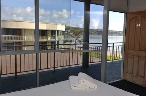 Hilton Beachfront Motel - Melbourne 4u 0