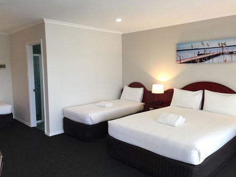Hilton Beachfront Motel - Melbourne 4u 20