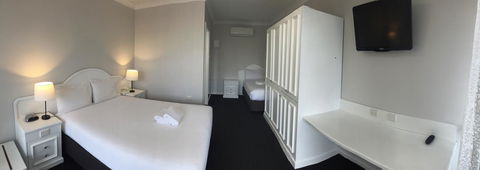 Hilton Beachfront Motel - Melbourne 4u 39