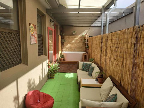 Diamond On Olive - Accommodation Melbourne 0