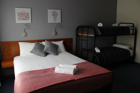 105 On The Park - Accommodation Melbourne 4