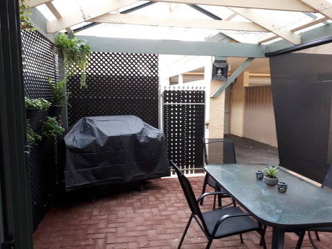 Townhouse On The Marina - Accommodation Melbourne 5