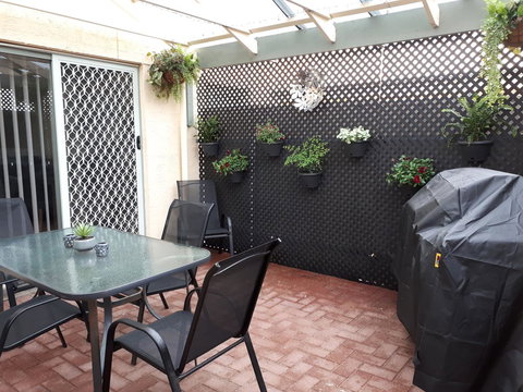 Townhouse On The Marina - Accommodation Melbourne 4