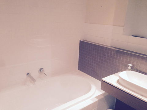 Breakwater Apartment - Accommodation Melbourne 15