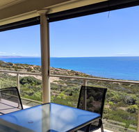 Ochre Point Beach House on Moana Seafront - Melbourne 4u