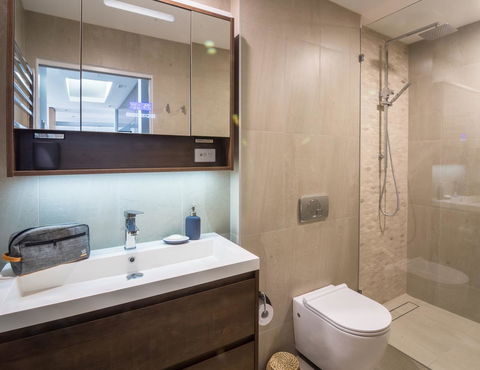 Penthouse On The Promenade - Accommodation Melbourne 11