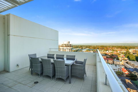 Glenelg Skyline Penthouse - Accommodation Melbourne 6