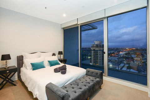 Glenelg Skyline Penthouse - Accommodation Melbourne 33