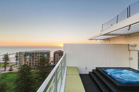 Glenelg Skyline Penthouse - Accommodation Melbourne 27
