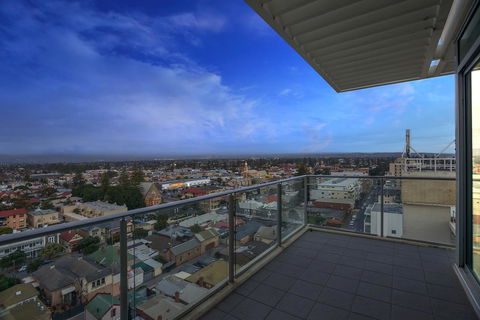 Glenelg Skyline Penthouse - Accommodation Melbourne 28